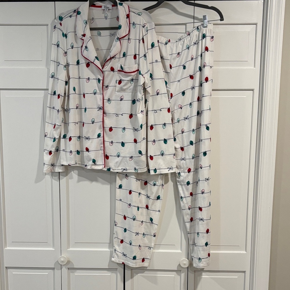 Christmas Pajamas with Colorful Lights Pattern